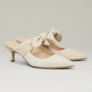 M.Gemi “the lasso” suede mules in oat creams